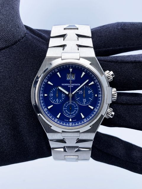 Vacheron Constantin Overseas 49150/B01A-9745 Image 3